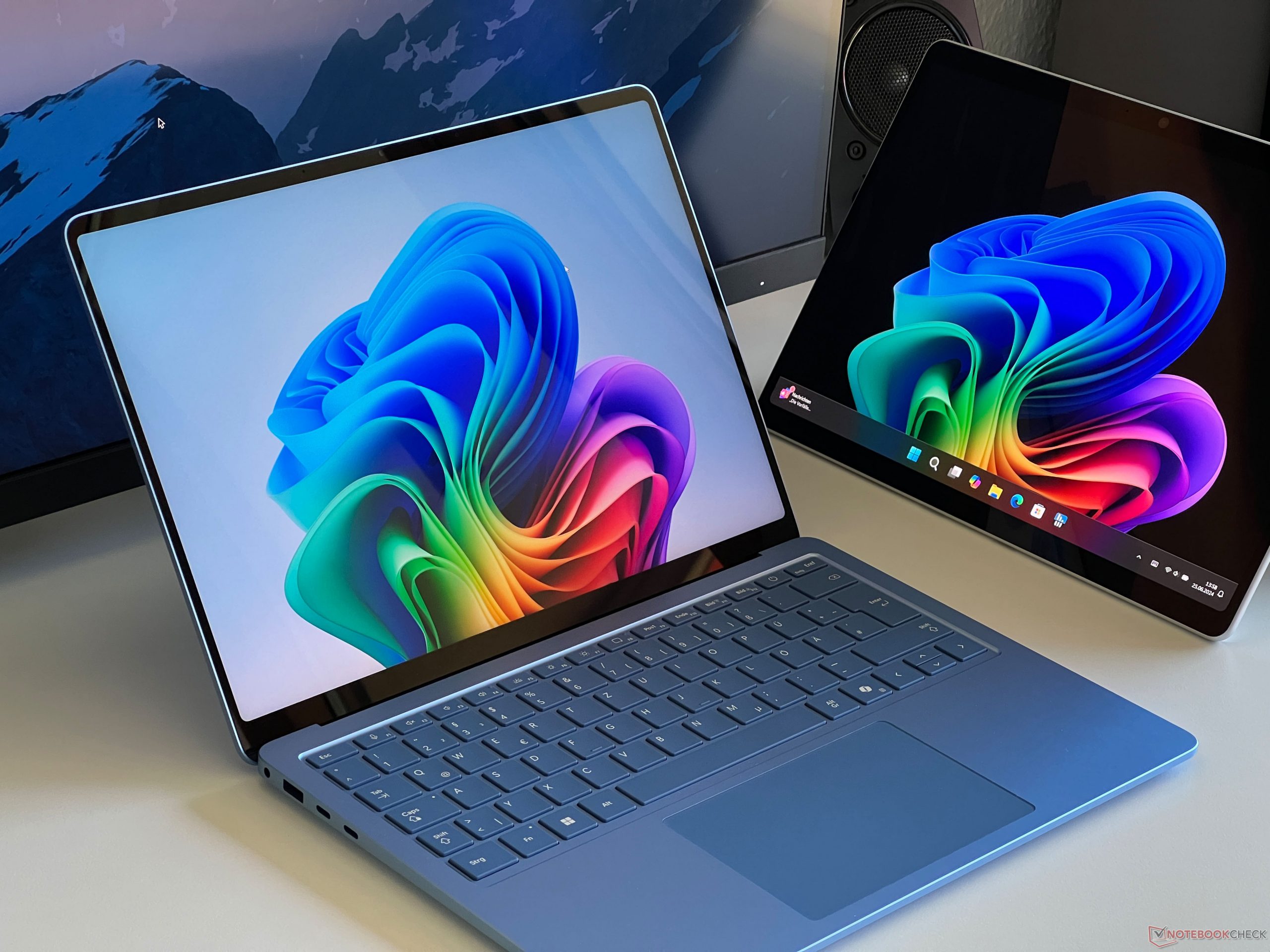 Surface Laptop 13.8